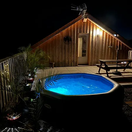 Rooftop Bed & Breakfast Jaure